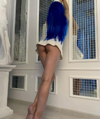 🌸💋 Я знаю, как подарить незабываемые моменты наслаждения и расслабления. Я живу в Москве и предлагаю широкий спектр услуг: классический секс, оральный секс, анальный секс, куннилингус, массаж и многое другое. Мои фото настоящие, убедись сам! 💯😘 Я гарантирую тебе полную конфиденциальность и удовольствие. Мои клиенты говорят, что я лучшая в Москве! Не упускай возможность испытать настоящий эротический взрыв вместе со мной. Жду тебя, мой красавчик! 🍒💦 2427, 20 лет